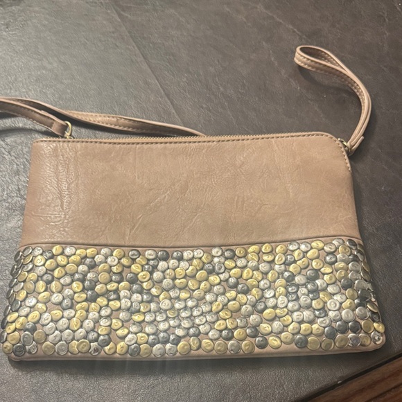 Antik Kraft Handbags - Antik Kraft Tan Clutch with Gold and Silver Accents